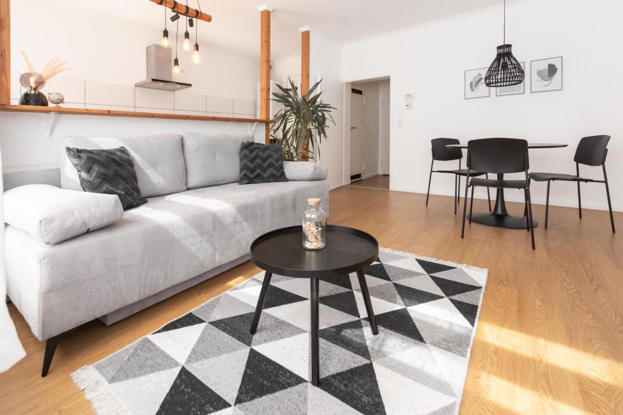 Koje Drei I Zentrales Apartment Mit Parkplatz Бремерхафен Экстерьер фото